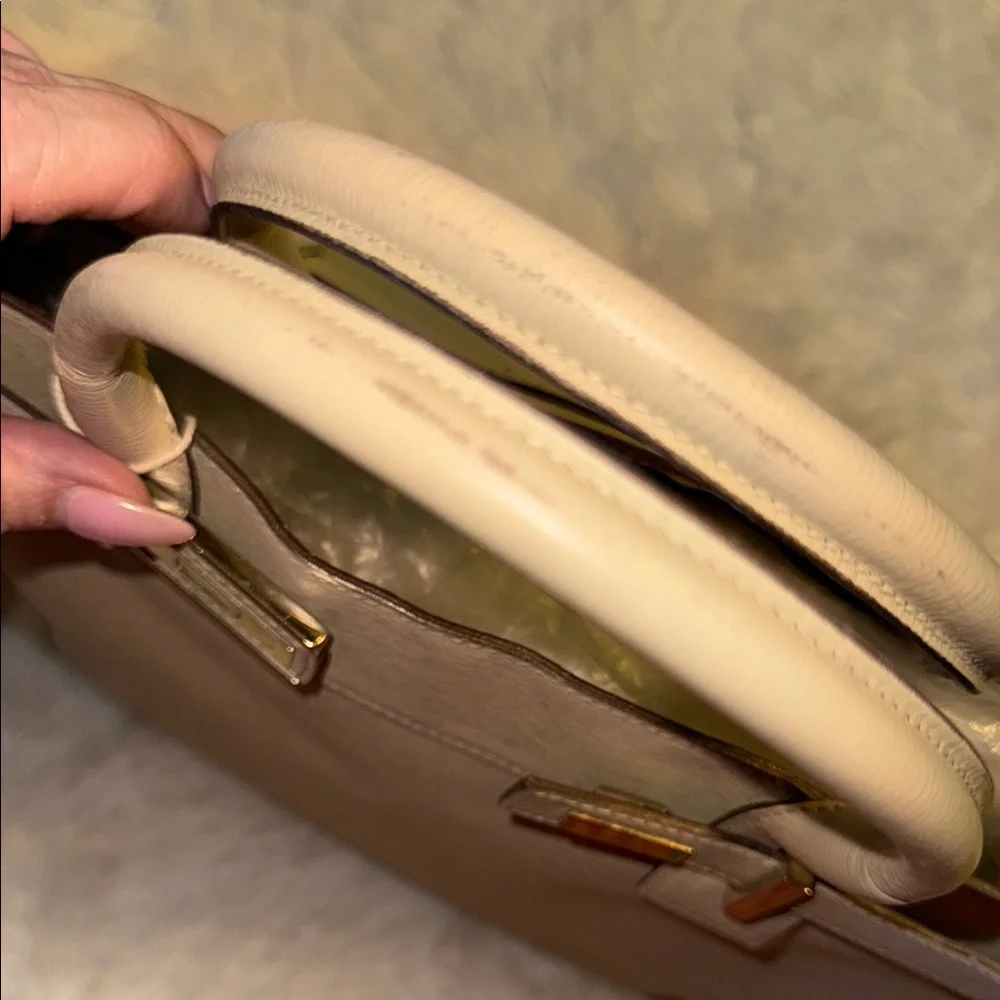 ✨RARE✨ Authentic Gucci “Birkin” style Beige/Cream Leather Satchel 🤎 - Picture 7 of 16